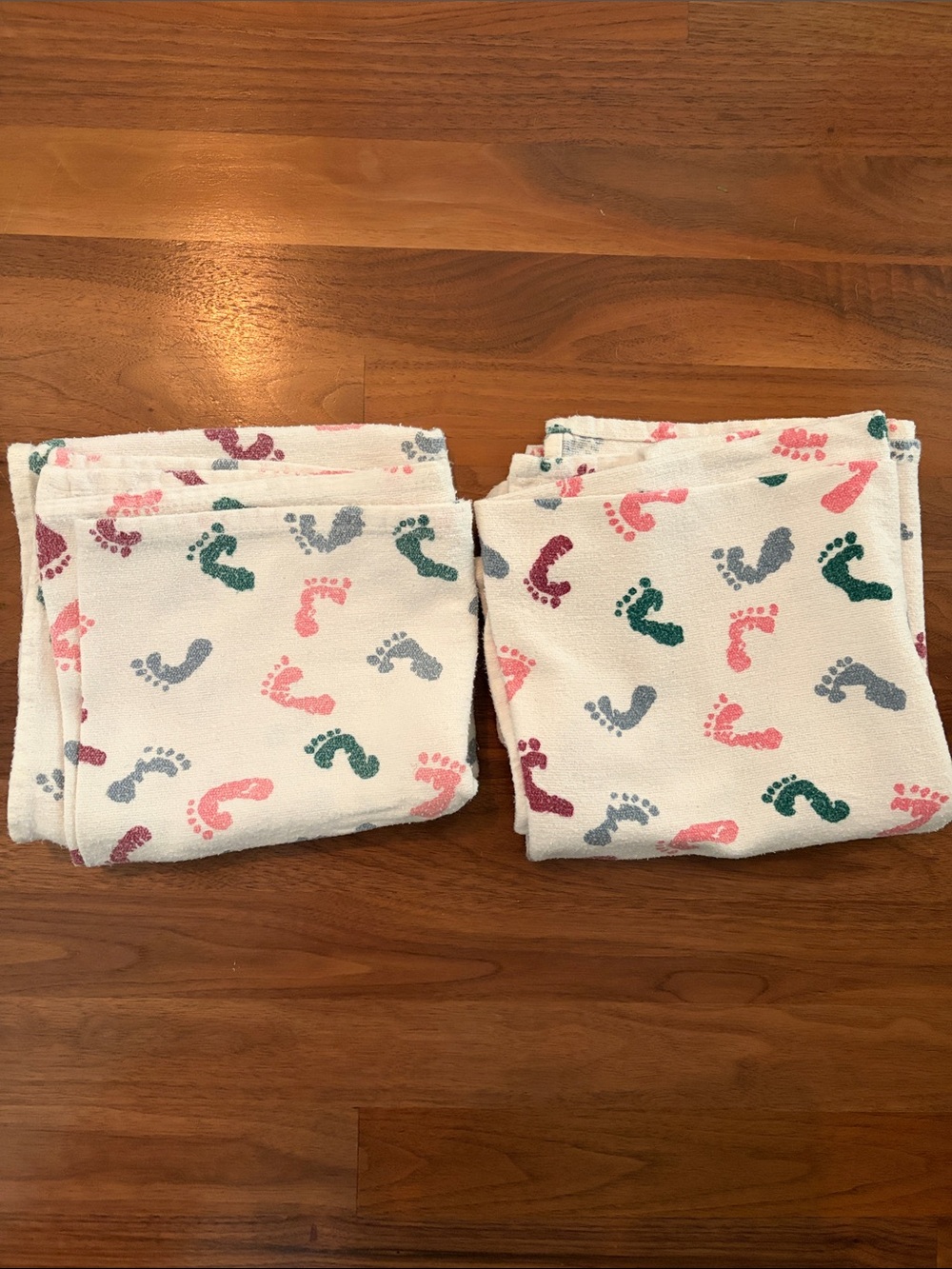 2x Standard Textile Foot Print Baby Blanket Flannel Hospital Receiving Swaddles